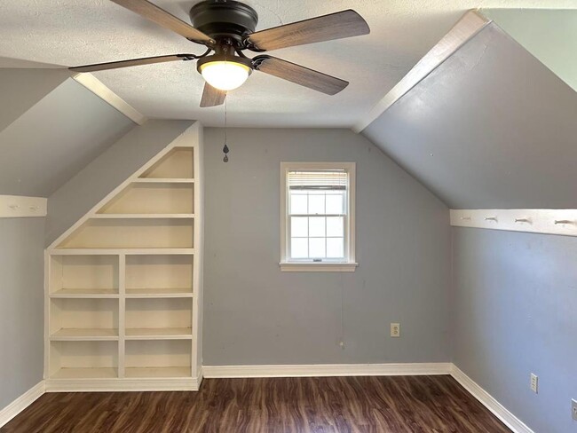Building Photo - 1618 Pear Orchard Pl