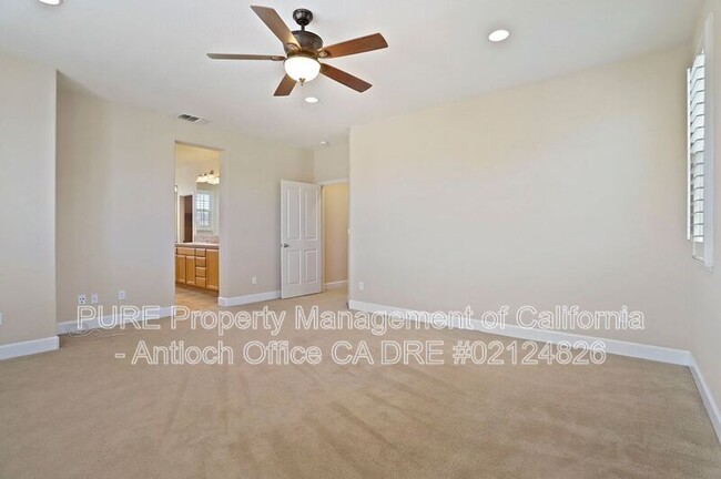 Building Photo - 4581 Bonraven Way