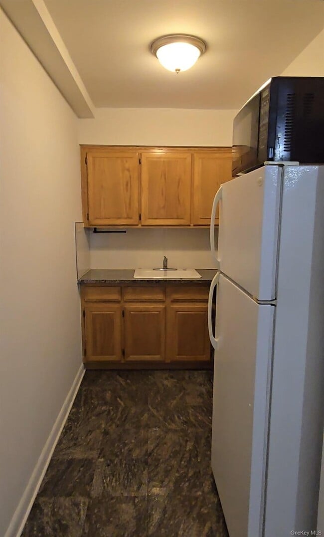 Building Photo - 29-13 31st Ave