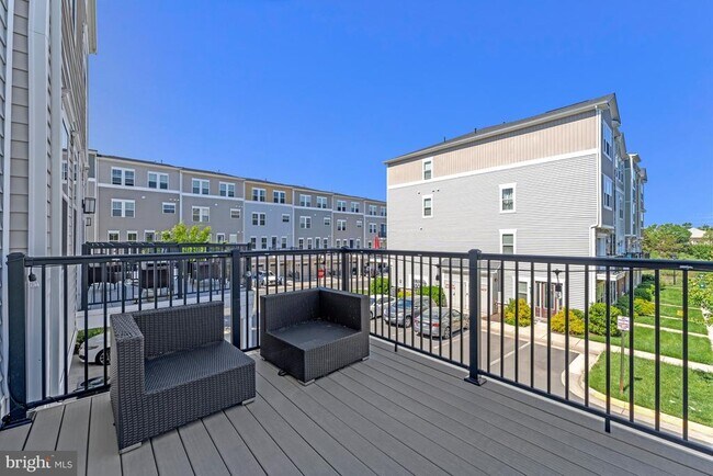 Building Photo - 24575 Rosebay Terrace