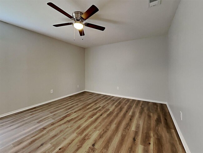 Building Photo - 3 BR/2BA | Renovated Single Family Home | 2-Car Garage | Gated backyard