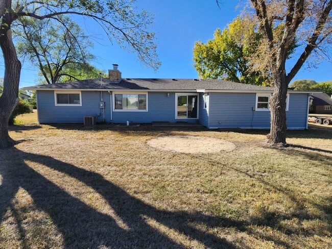 Building Photo - 318 W Feather Pl