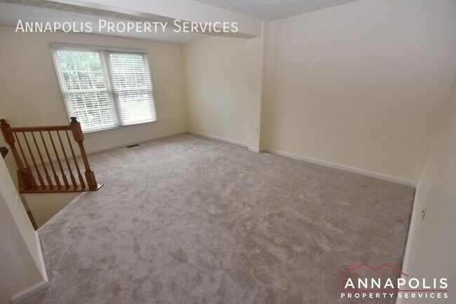 Building Photo - 2447 Warm Spring Way