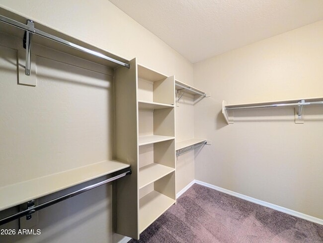 Building Photo - 923 S Osborn Ln