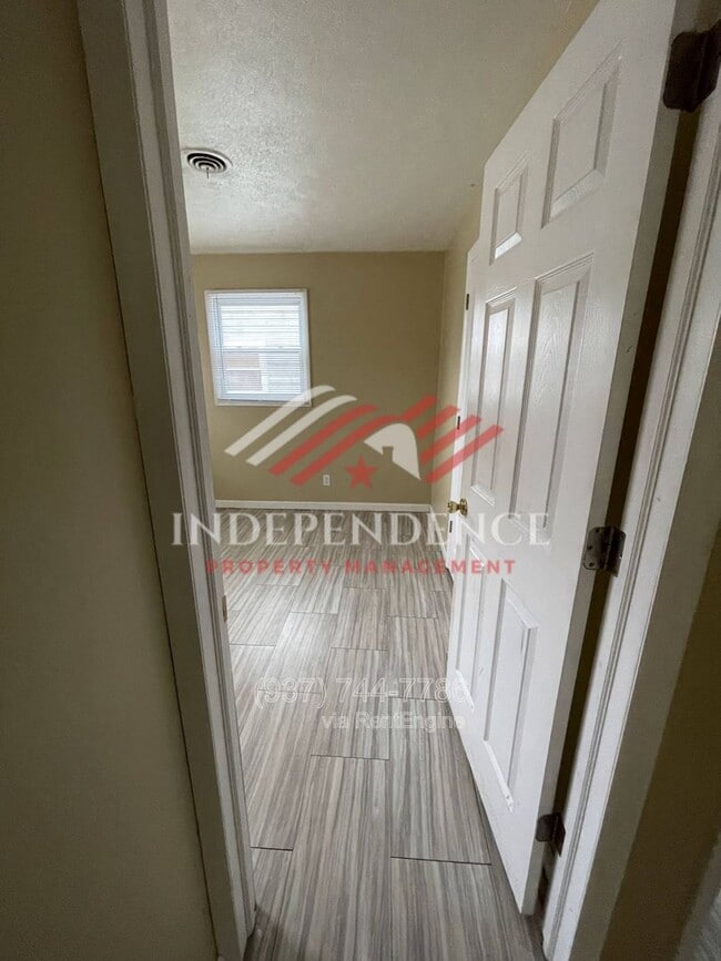 Building Photo - 4381 Marlowe St