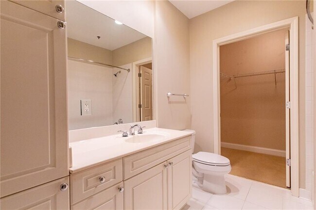 Building Photo - 50 Biscayne Dr NW