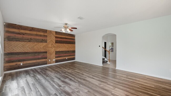 Building Photo - 568 Slippery Rock