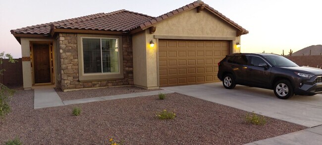 Building Photo - Home for rent