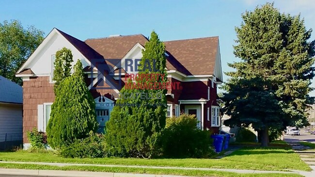 Building Photo - 708 N Arthur Ave