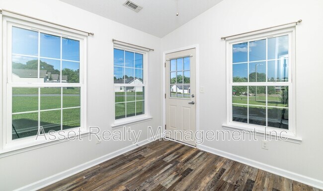 Building Photo - 5532 Libby Way