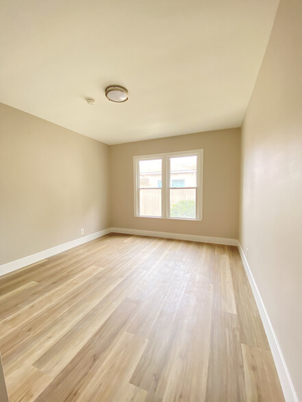 Bedroom two - 2620 S Barrington Ave