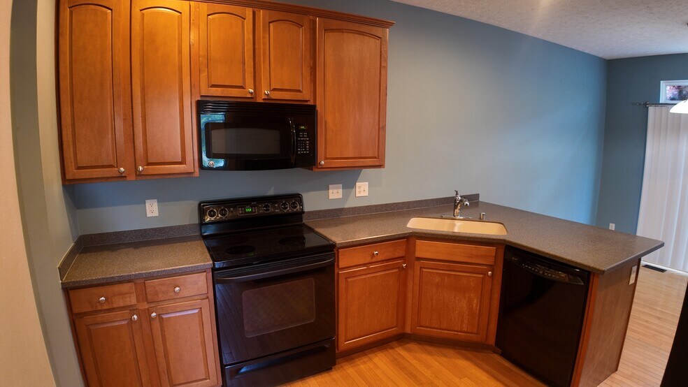 Building Photo - 3505 Thorngate Dr