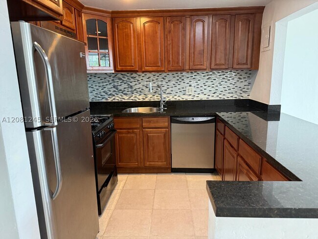 Building Photo - 2175 NE 170th St
