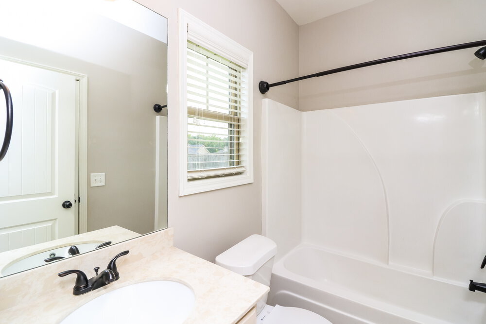 Building Photo - 235 Summer Gate Ln