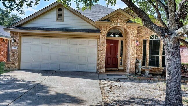 Building Photo - 711 House Creek Dr