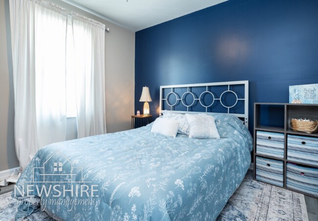 Building Photo - Townhome! Hampton Avenue Apartments — Comfortable Greenville Living Close to Everything