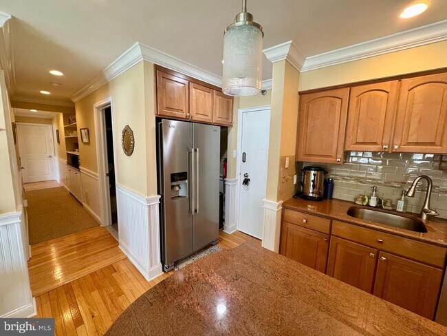 Building Photo - 9300 Atlantic Ave