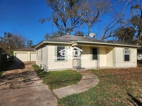 Building Photo - 7937 Oak Knoll Ln