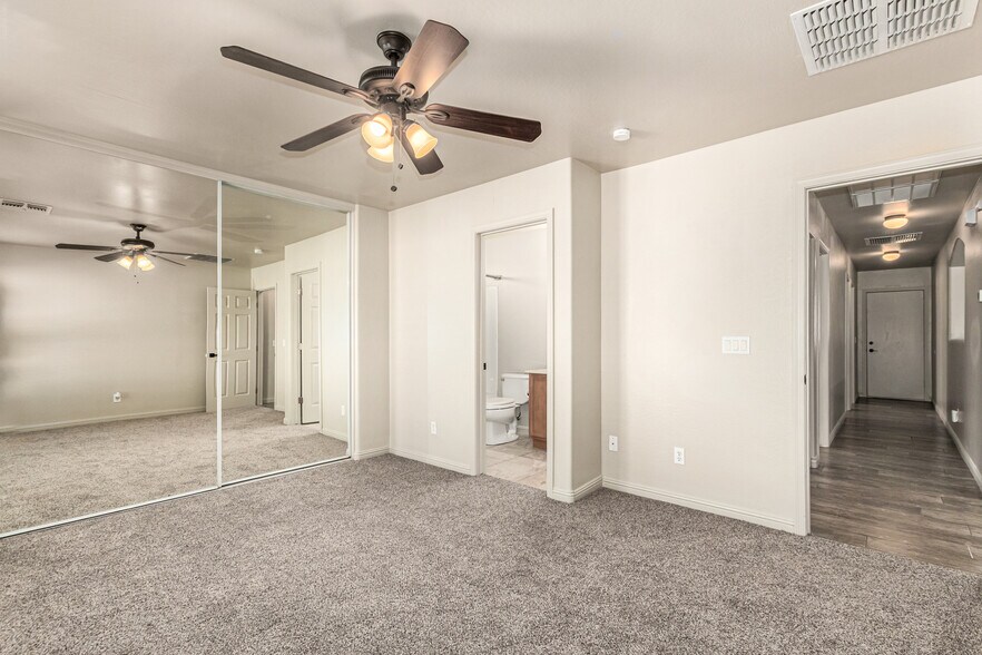 Building Photo - 3854 E Morenci Rd