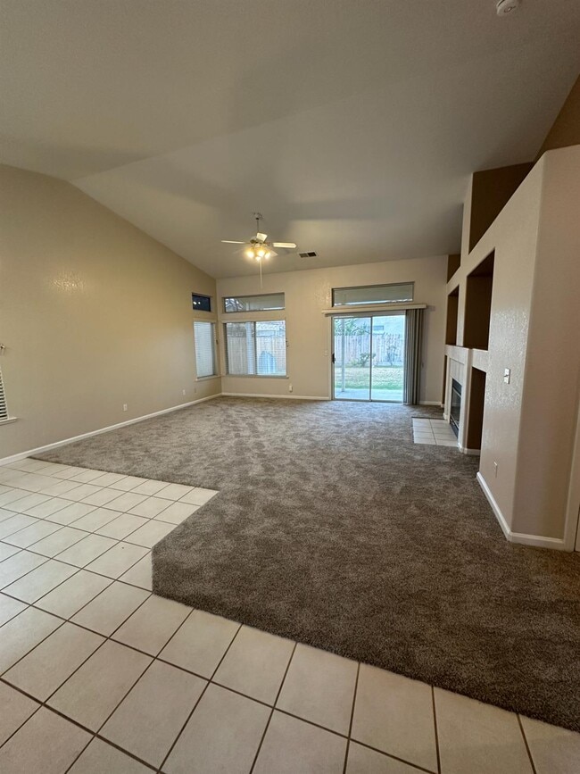 Building Photo - 2260 E Niles Ave