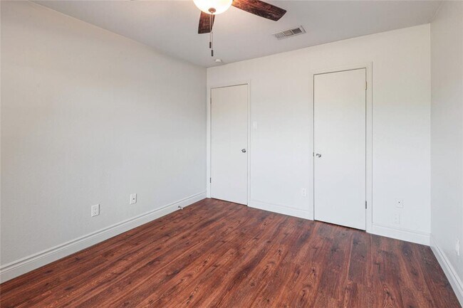 Building Photo - 16213 Malden Dr