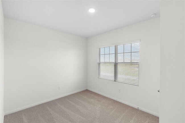 Building Photo - 140 Mullen Wy