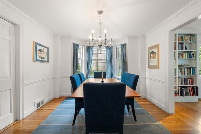 Building Photo - 205 Brattle St