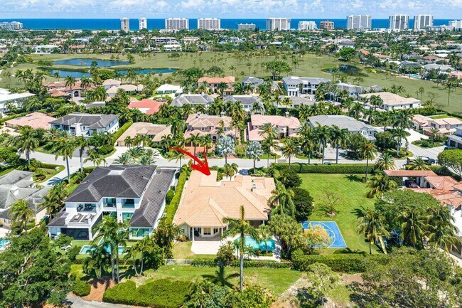 Building Photo - 1831 Sabal Palm Dr