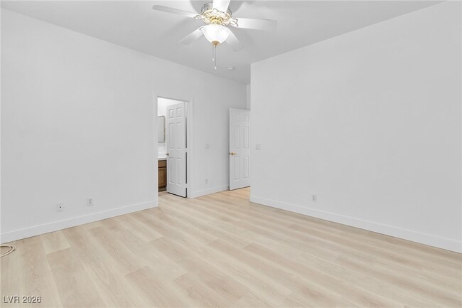 Building Photo - 3986 Windansea St