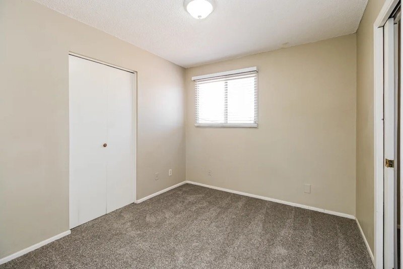 Building Photo - 3527 S Shafer Dr