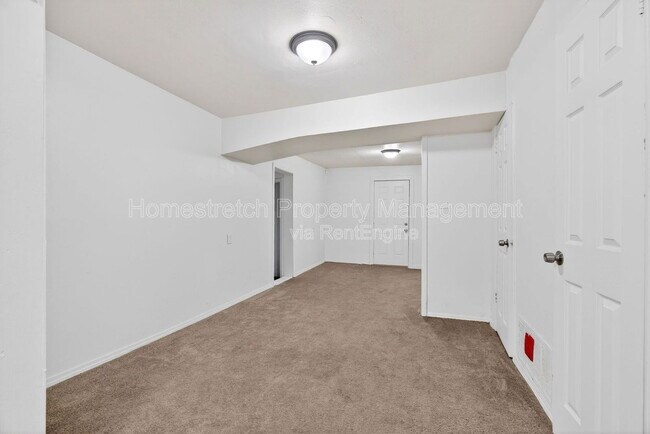 Building Photo - 2008 Kappel Dr