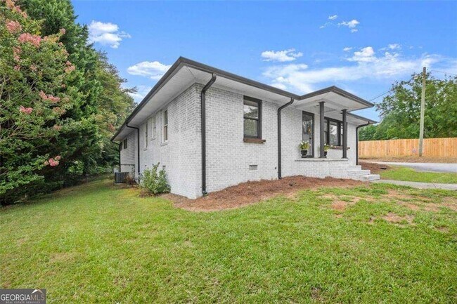 Building Photo - 2110 Prather Bridge Rd