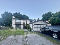 Building Photo - 916 207th Pl SE