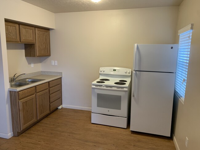 Primary Photo - One-Bedroom Apartment in Tooele!