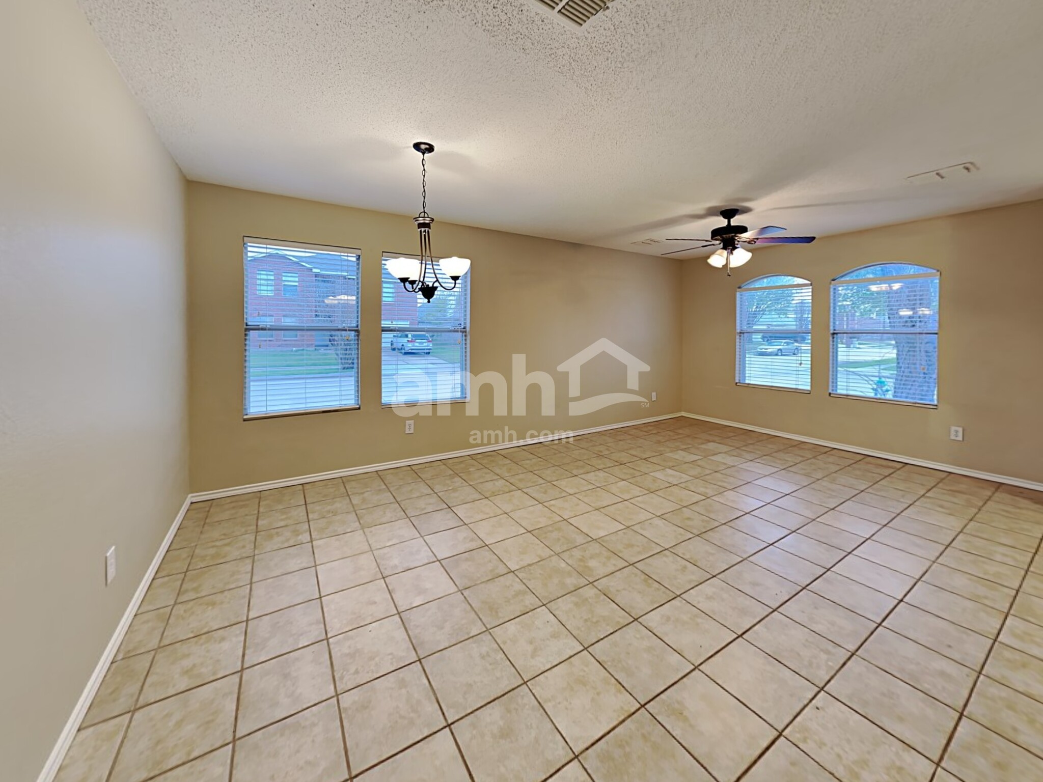 Building Photo - 2357 Bradford Pear Dr
