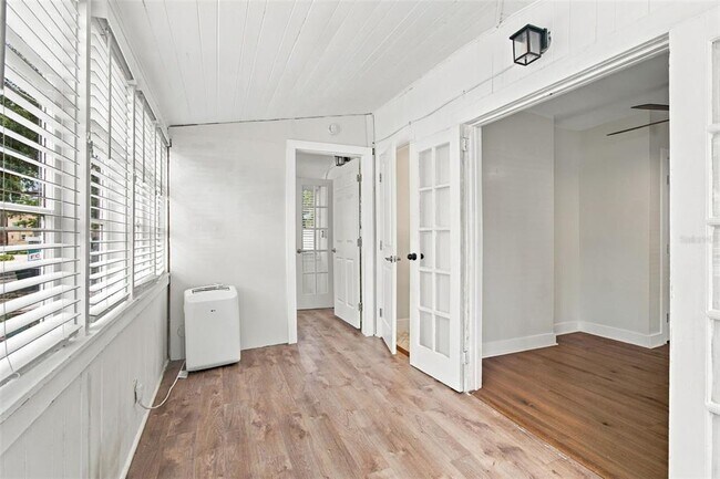 Building Photo - 524 3rd St N
