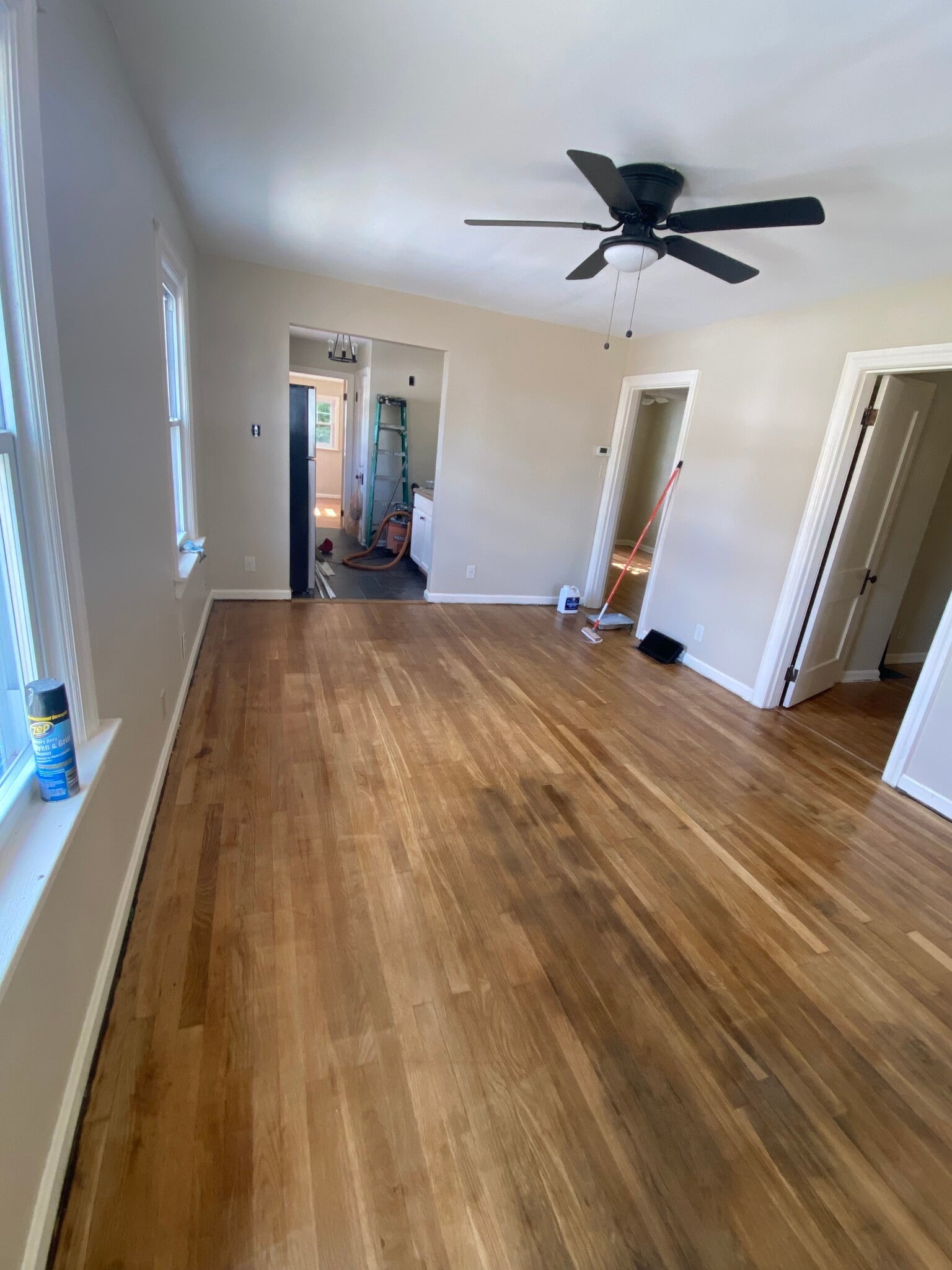 Building Photo - 5256 Warren Ave