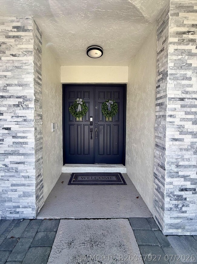 Building Photo - 325 Knotty Wood Ln