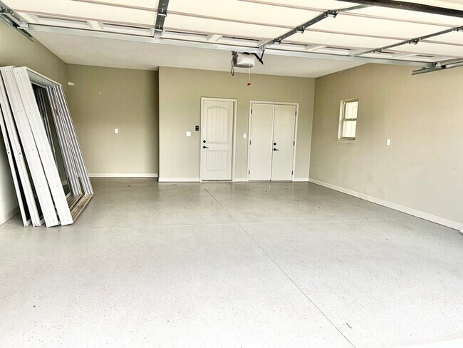 Building Photo - Duplex in Siena Estates at Branson Hills