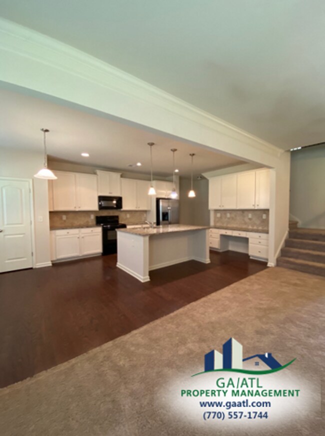 Building Photo - Lovely 4 Bedroom Home in Hoschton