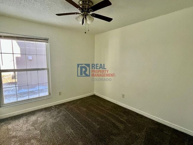 Building Photo - 3485 Rebecca Ln