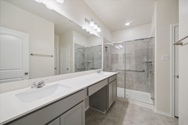 Building Photo - 12822 Invery Dr