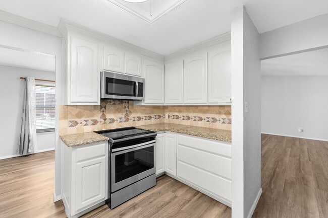 Building Photo - 5309 Lansingford Trail