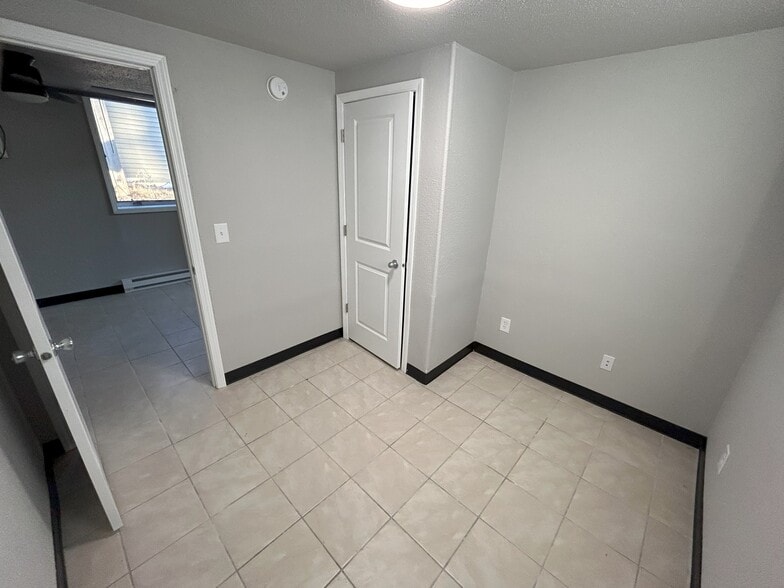 Lower - 613 N Franklin Ave