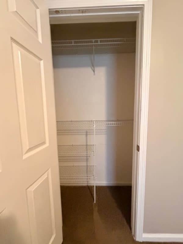 Building Photo - 409 Twin Eagles Dr