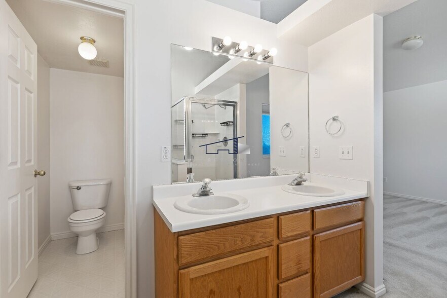 Building Photo - 5589 S 3275 W