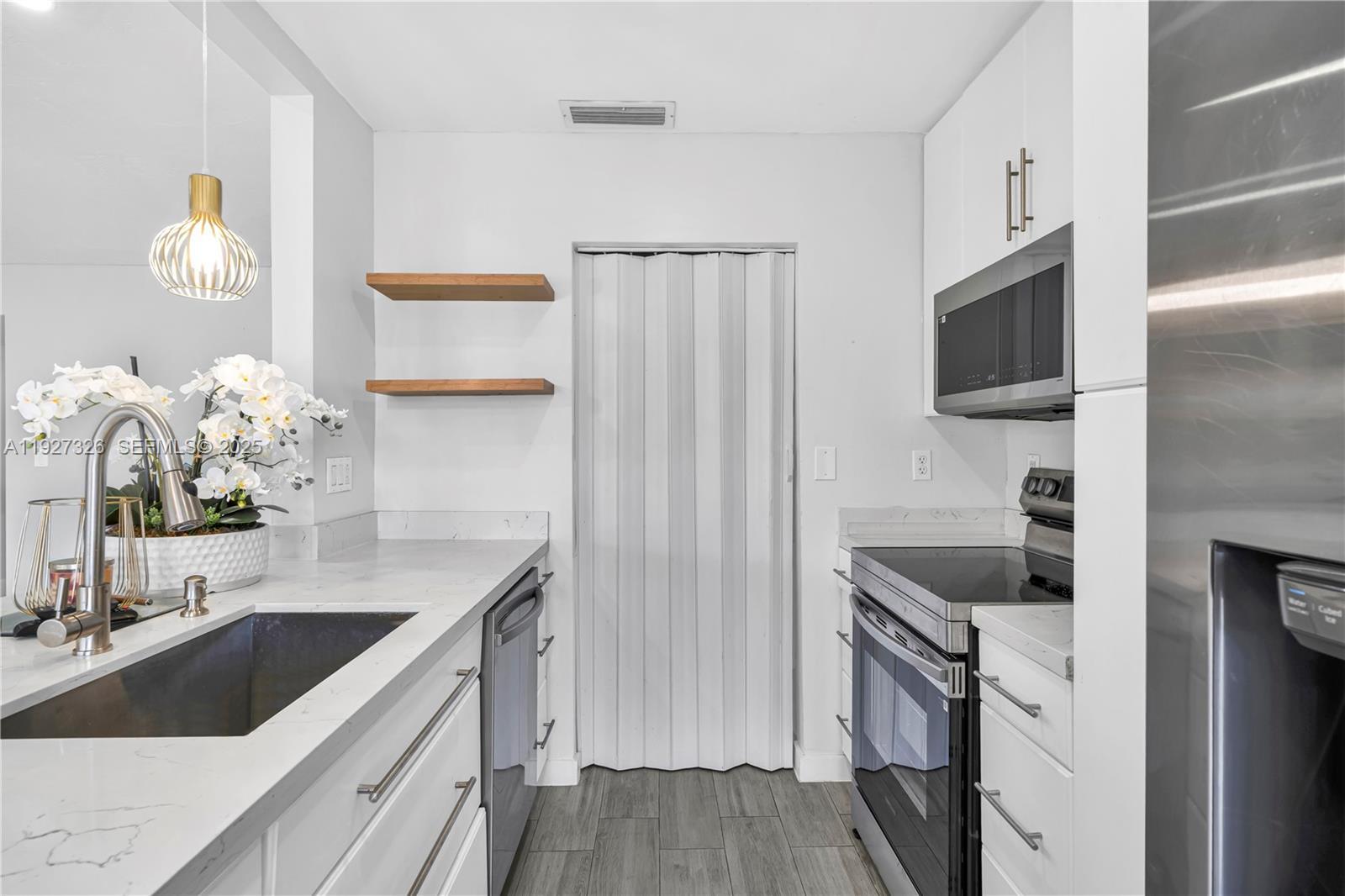 Building Photo - 11974 SW 110th Street Cir S