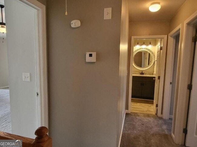 Building Photo - 45 Newnan Lakes Dr