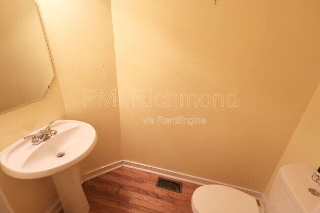 Building Photo - 8418 Newbys Mill Dr