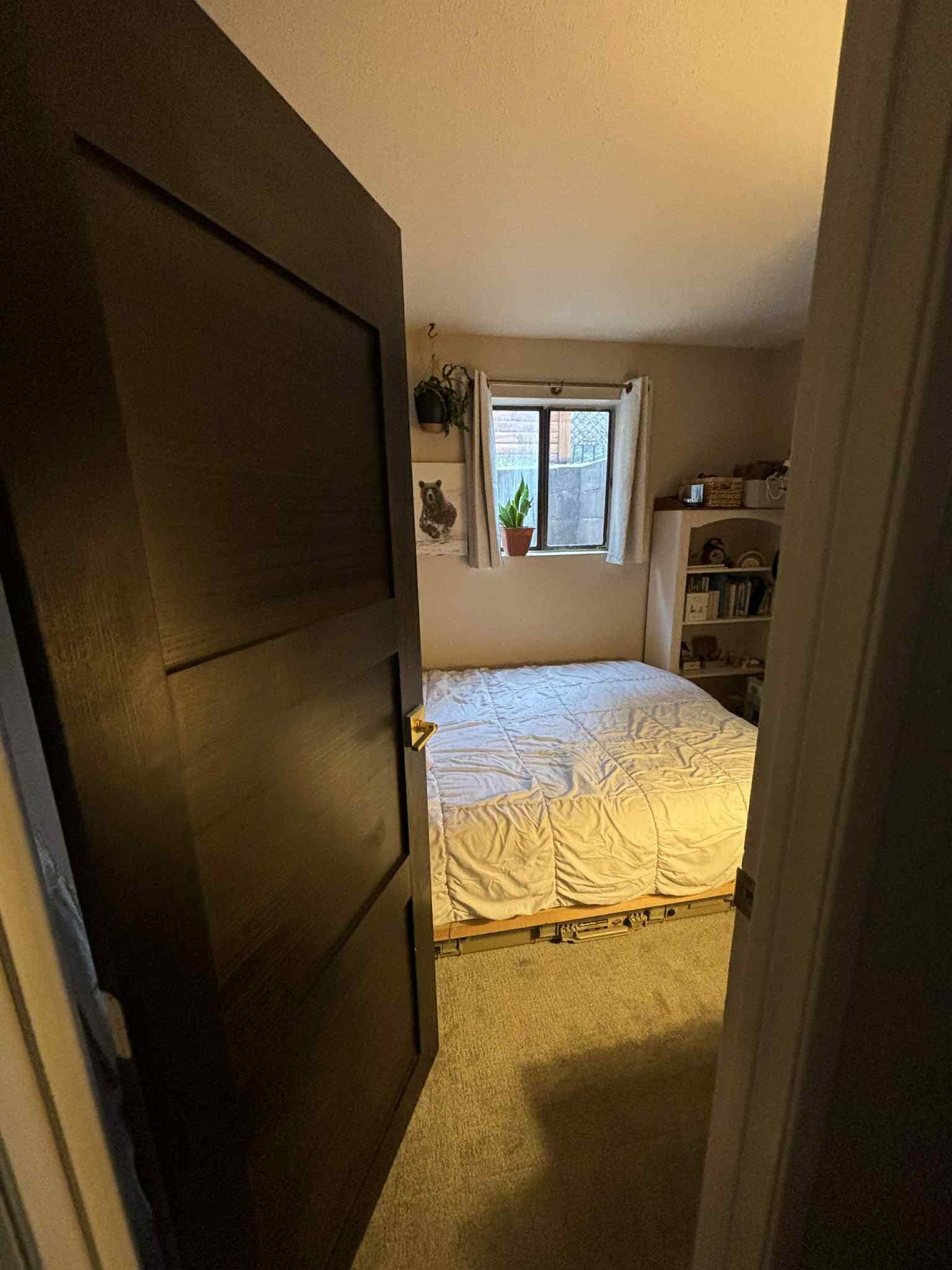 2nd Bed - 332 E Main St